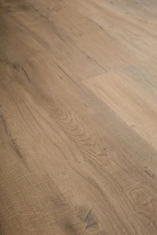 4215 Дуб Шале